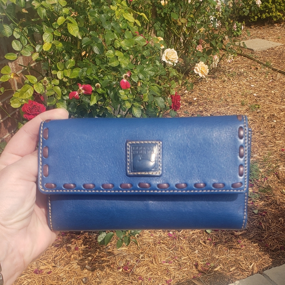 Dooney & Bourke Florentine  wallet
